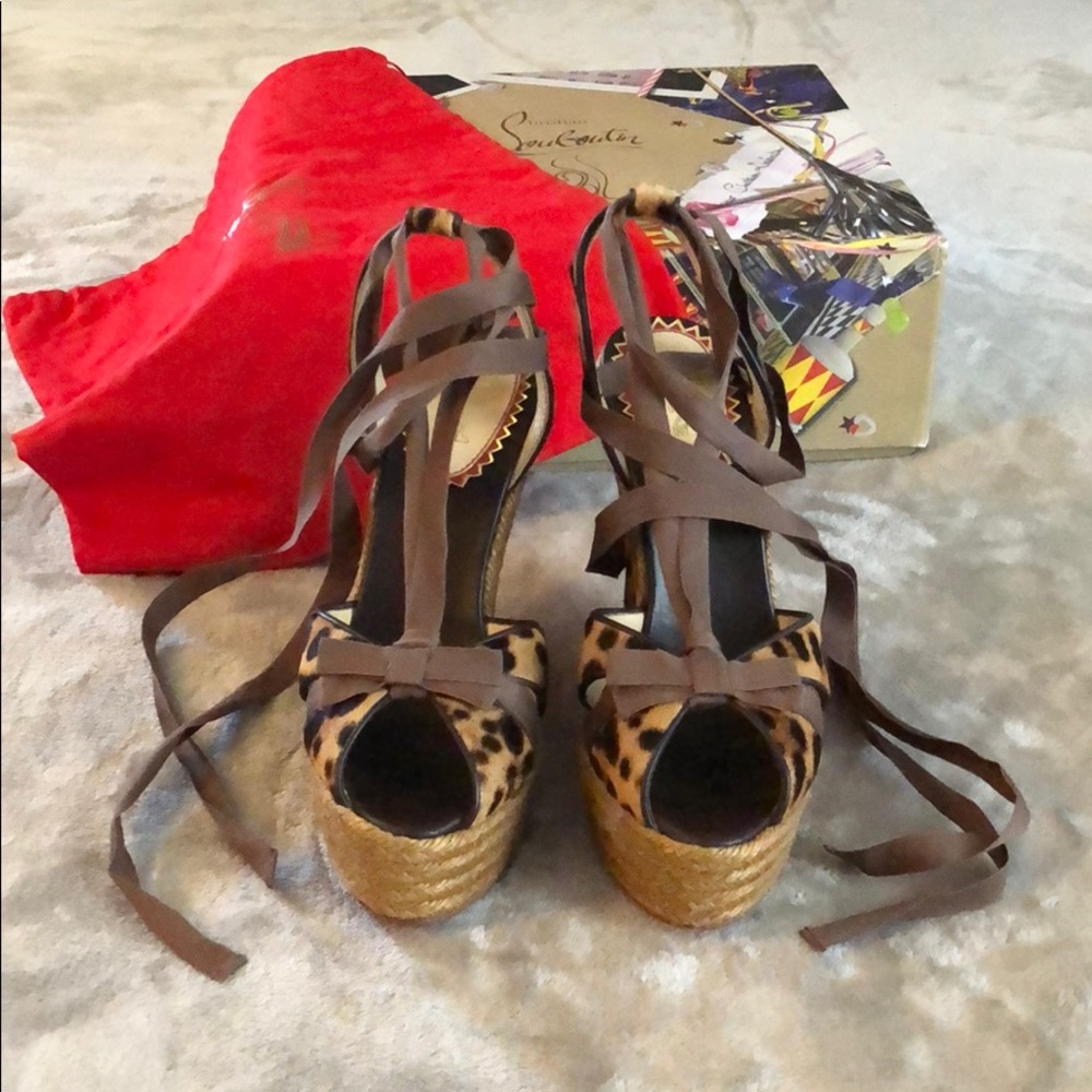 Christian Louboutin Isabelle Wedges In Leopard
